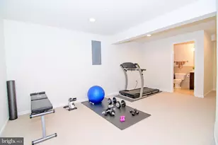 2460 Cypress Green Ln, Herndon, VA 20171 - Photo 54