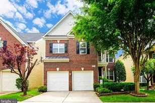 2460 Cypress Green Ln, Herndon, VA 20171 - Photo 1