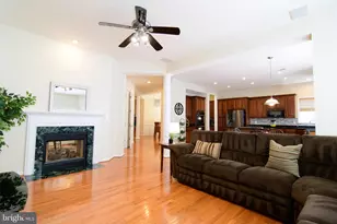 2460 Cypress Green Ln, Herndon, VA 20171 - Photo 12