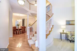 2460 Cypress Green Ln, Herndon, VA 20171 - Photo 4