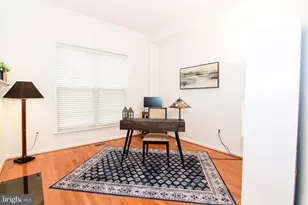 2460 Cypress Green Ln, Herndon, VA 20171 - Photo 10