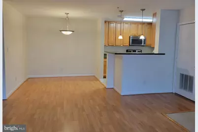 3178 Summit Square Drive #3-B12, Oakton, VA 22124 - Photo 24