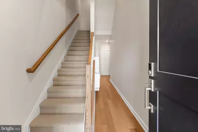 1734 McKenna Point Drive #1608, McLean, VA 22102 - Photo 2