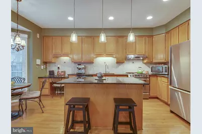 11300 Fairwind Way, Reston, VA 20190 - Photo 18
