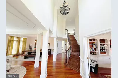 7532 Red Hill Drive, Springfield, VA 22153 - Photo 8