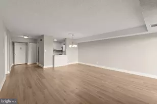3800 Powell Ln, Falls Church, VA 22041 - Photo 6
