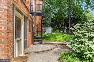 7131 Woodland Dr, Springfield, VA 22151 - Photo 78