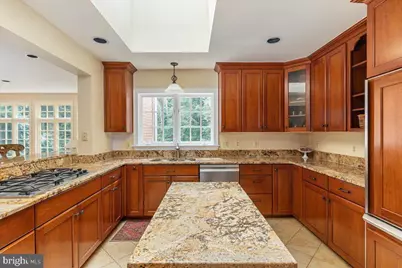 7131 Woodland Drive, Springfield, VA 22151 - Photo 10