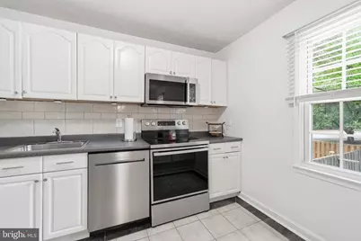 8260 Getty Court, Springfield, VA 22153 - Photo 12