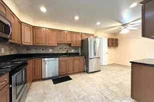 5127 Kenside Ct, Annandale, VA 22003 - Photo 16