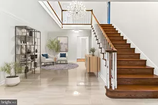 6294 Dunaway Ct, McLean, VA 22101 - Photo 2