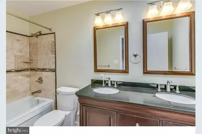 7220 Vistas Lane, McLean, VA 22101 - Photo 16