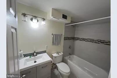 7220 Vistas Lane, McLean, VA 22101 - Photo 24