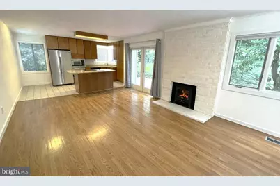 7220 Vistas Lane, McLean, VA 22101 - Photo 2