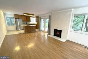 7220 Vistas Ln, McLean, VA 22101 - Photo 2