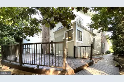 7220 Vistas Lane, McLean, VA 22101 - Photo 6