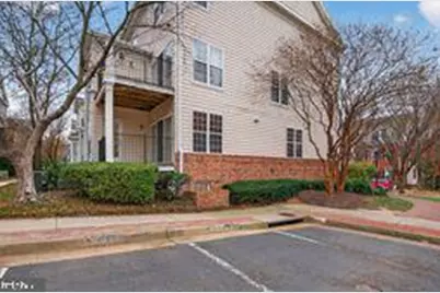 8866 Ashgrove House Lane #201, Vienna, VA 22182 - Photo 24