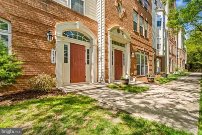 5725 Callcott Way #P, Alexandria, VA 22312 - Photo 2