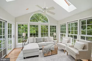 5600 Farmwood Ct, Alexandria, VA 22315 - Photo 16