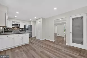 2986 Borge St, Oakton, VA 22124 - Photo 12