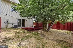 7276 Larrup Ct, Alexandria, VA 22315 - Photo 32