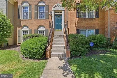 2004 Gallows Tree Lane, Vienna, VA 22182 - Photo 4