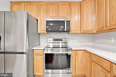2004 Gallows Tree Lane, Vienna, VA 22182 - Photo 20