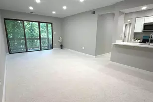 5816 Royal Ridge Dr, Springfield, VA 22152 - Photo 4