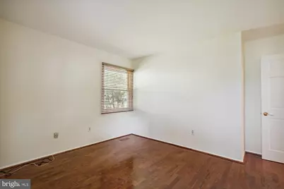 4607 Marshall Hall Lane, Fairfax, VA 22033 - Photo 32