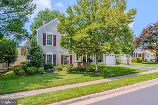 13385 Point Rider Ln, Herndon, VA 20171 - Photo 2