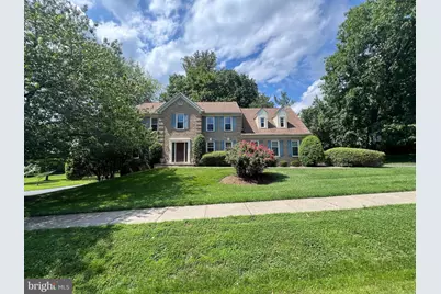 5926 Fairview Woods Drive, Fairfax Station, VA 22039 - Photo 2