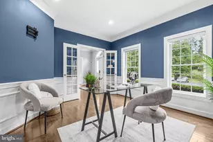9903 Burke Station Ct, Fairfax, VA 22032 - Photo 8