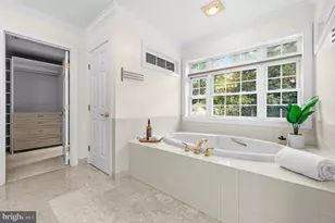 9903 Burke Station Ct, Fairfax, VA 22032 - Photo 42