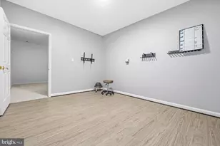 9903 Burke Station Ct, Fairfax, VA 22032 - Photo 48
