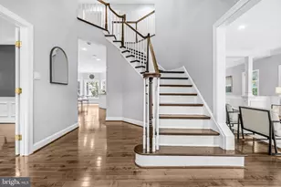 9903 Burke Station Ct, Fairfax, VA 22032 - Photo 6