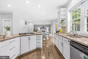 9903 Burke Station Ct, Fairfax, VA 22032 - Photo 20