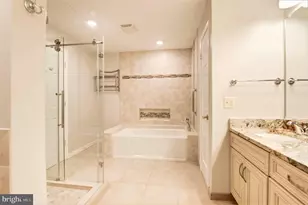 10322 Dunn Meadow Rd, Vienna, VA 22182 - Photo 28