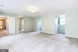 10322 Dunn Meadow Rd, Vienna, VA 22182 - Photo 22