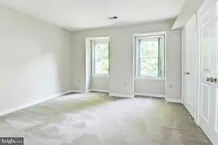 10322 Dunn Meadow Rd, Vienna, VA 22182 - Photo 32