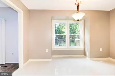 10322 Dunn Meadow Road, Vienna, VA 22182 - Photo 8