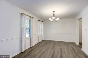 9012 Penn Manor Ct, Springfield, VA 22153 - Photo 16