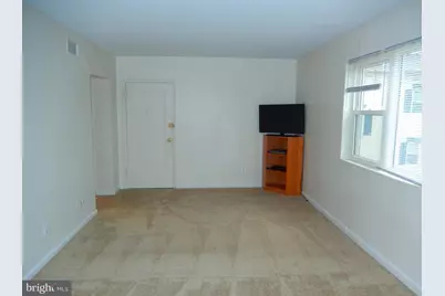 3045 Patrick Henry Drive #301, Falls Church, VA 22044 - Photo 2