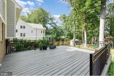 519 Woodland Court NW, Vienna, VA 22180 - Photo 22