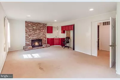 519 Woodland Court NW, Vienna, VA 22180 - Photo 12