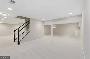 3801 Wheatgrain Ln, Fairfax, VA 22033 - Photo 36