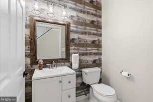3801 Wheatgrain Ln, Fairfax, VA 22033 - Photo 22