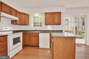 11951 Sentinel Point Ct, Reston, VA 20191 - Photo 10
