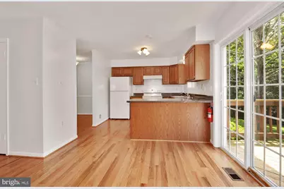 11951 Sentinel Point Court, Reston, VA 20191 - Photo 12