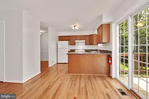 11951 Sentinel Point Ct, Reston, VA 20191 - Photo 12
