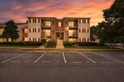14800 Rydell Road #201, Centreville, VA 20121 - Photo 2